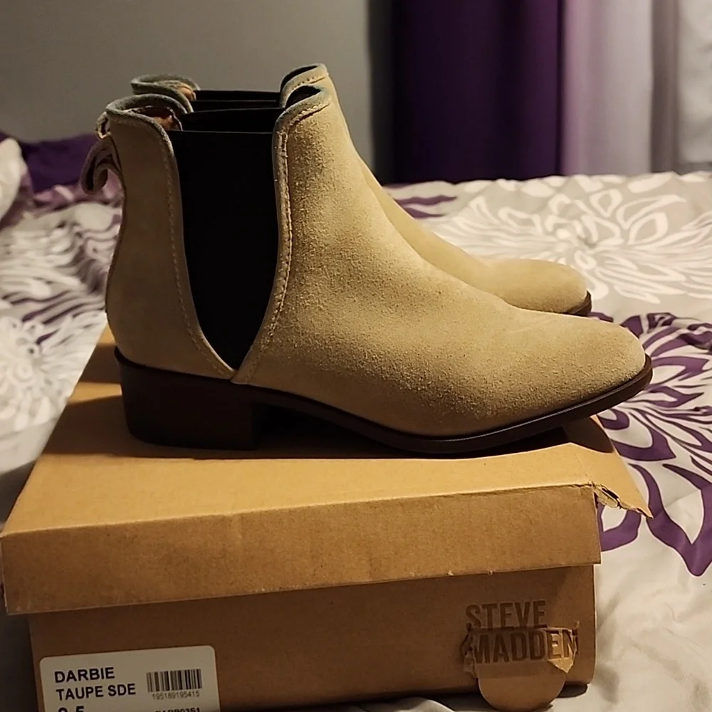 Chelsea Booties - Picture 2 of 4